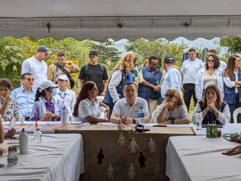 Reunión de la JEP con familias de las víctimas.