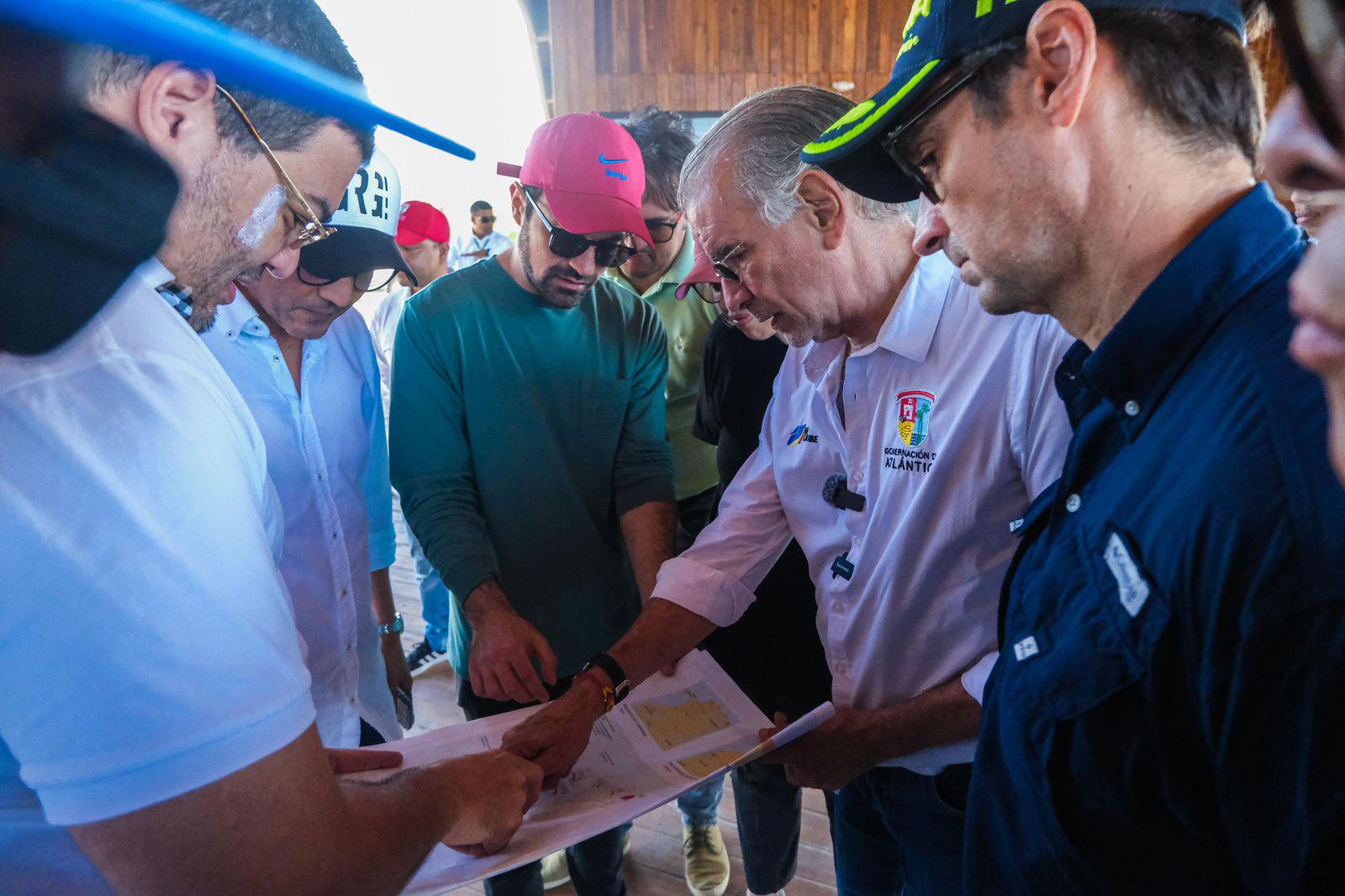 El gobernador Eduardo Verano inspeccionó las obras en Salinas del Rey.