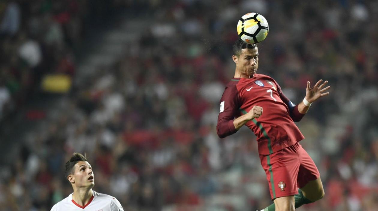 Cristiano Ronaldo durante una acción del partido.