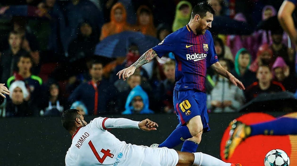 Lionel Messi en una acción del partido.
