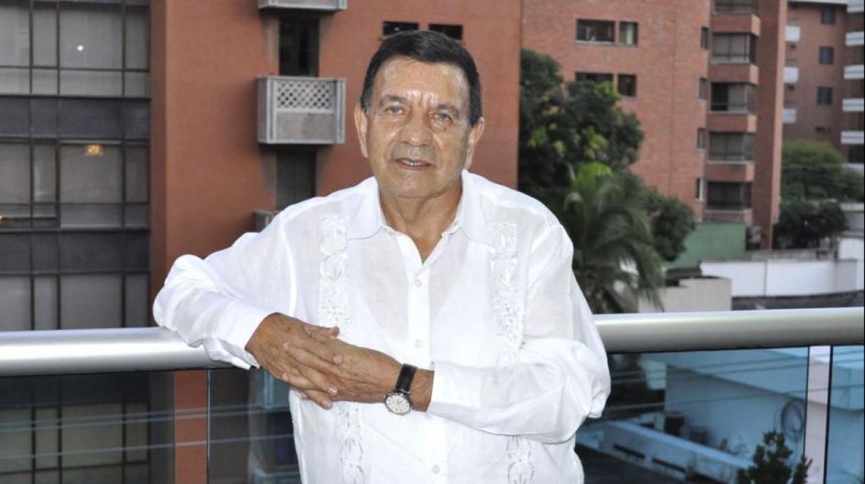 Jorge Torres Díaz, Rector del Colegio Metropolitano Soledad 2000.