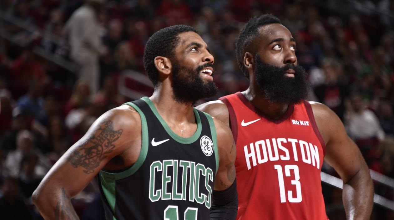 Kyrie Irving y James Harden.