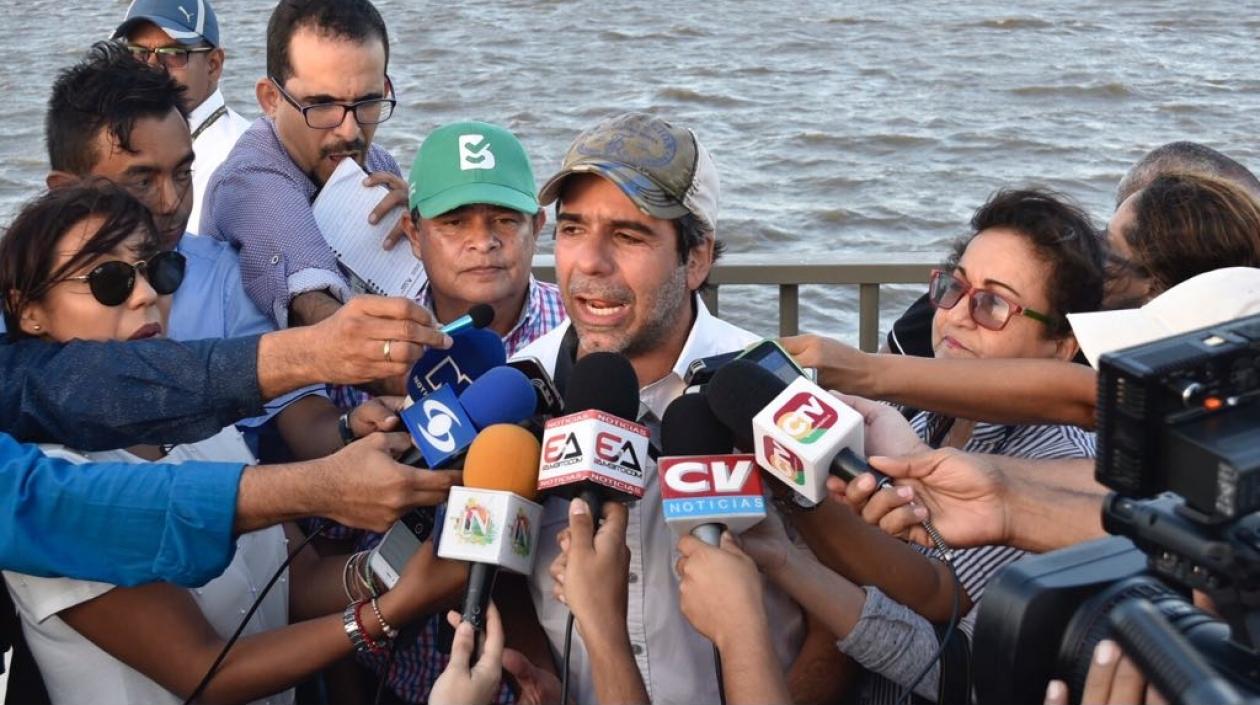 El Alcalde de Barranquilla Alejandro Char en el Gran Malecóm.