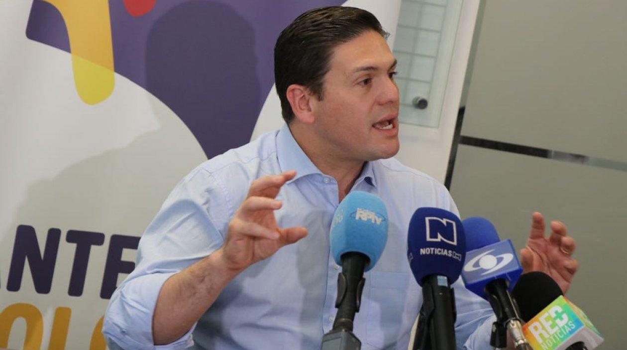 Juan Carlos Pinzón, candidato presidencial por el movimiento ciudadano Ante todo Colombia.