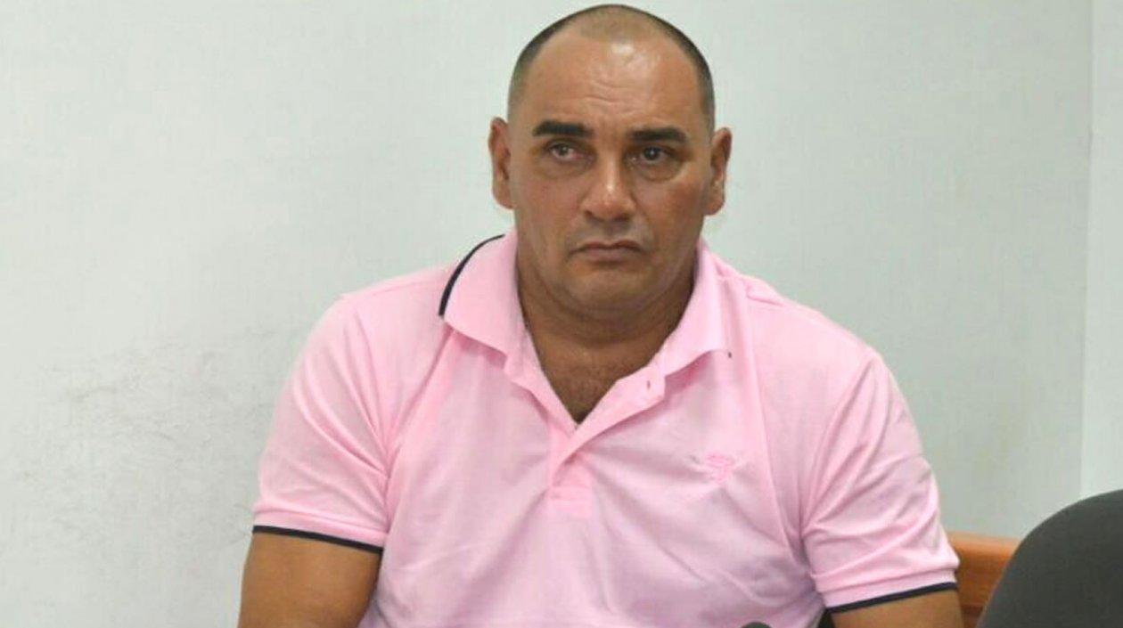 Nilson de Jesús Mier Vargas fue presentado a un juez único antibandas criminales ambulante que legalizó su captura.
