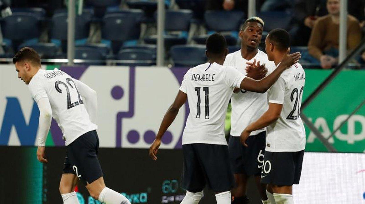 Los jugadores de Francia celebrando el tercer gol. 
