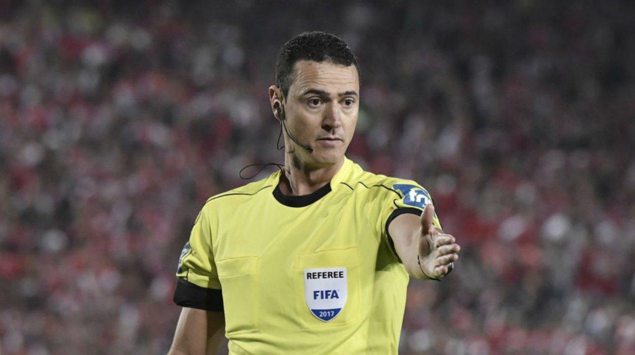 Wilmar Roldán, arbitro colombiano seleccionado para el Mundial. 