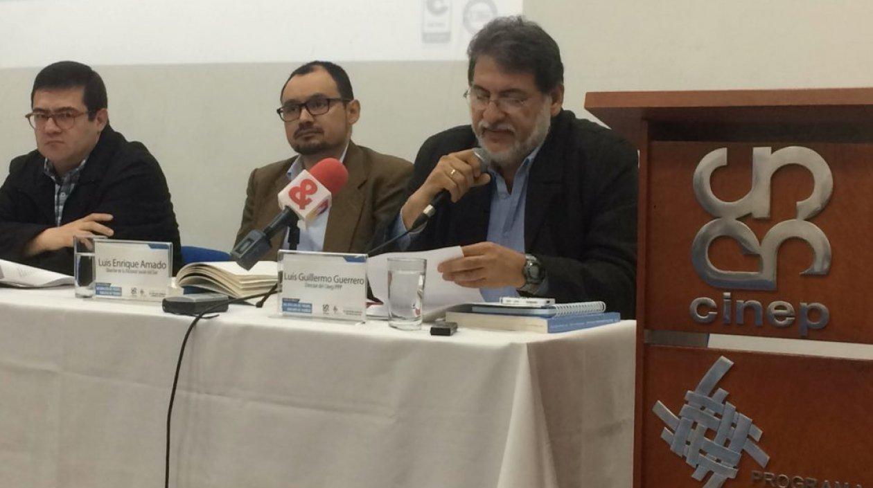  Luis Guillermo Guerrero durante la presentación del informe.