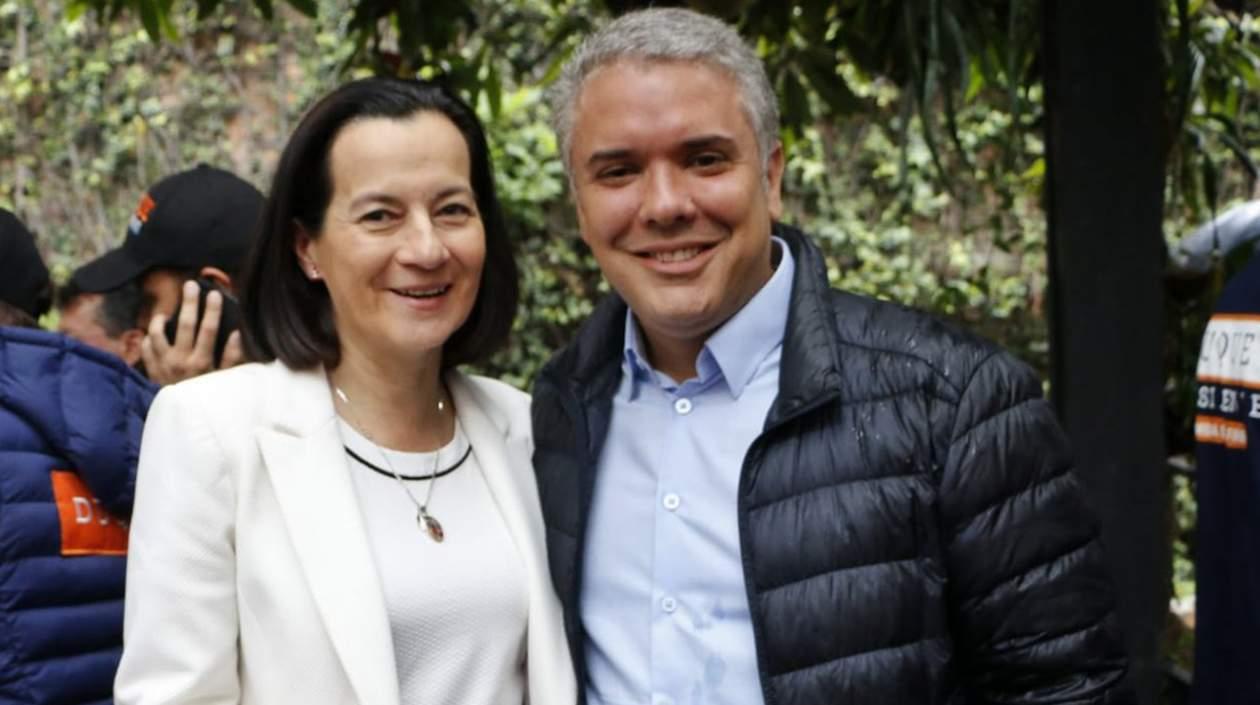 Clara Rojas anunció hoy su apoyo a la candidatura de Iván Duque.