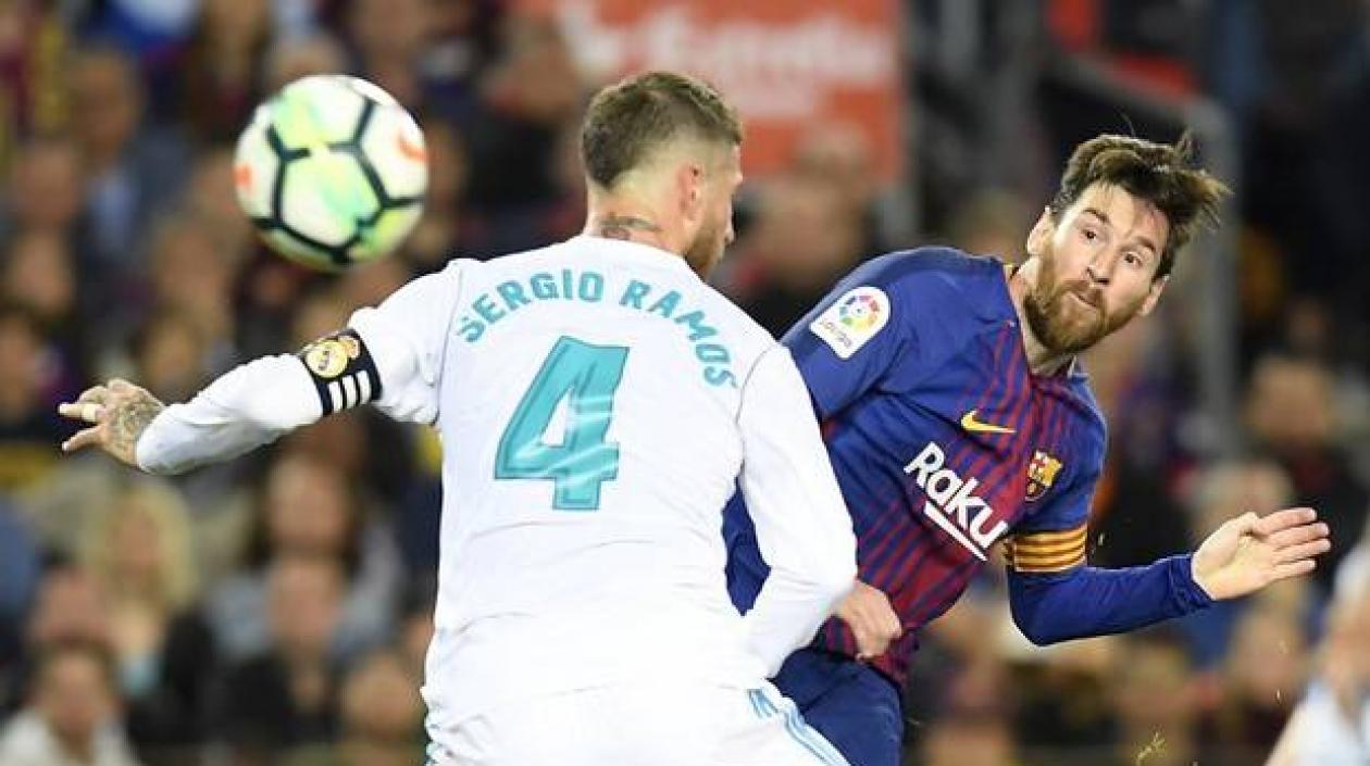 Sergio Ramos y Lionel Messi, en uno de los clásicos del Real Madrid vs. Barcelona. 