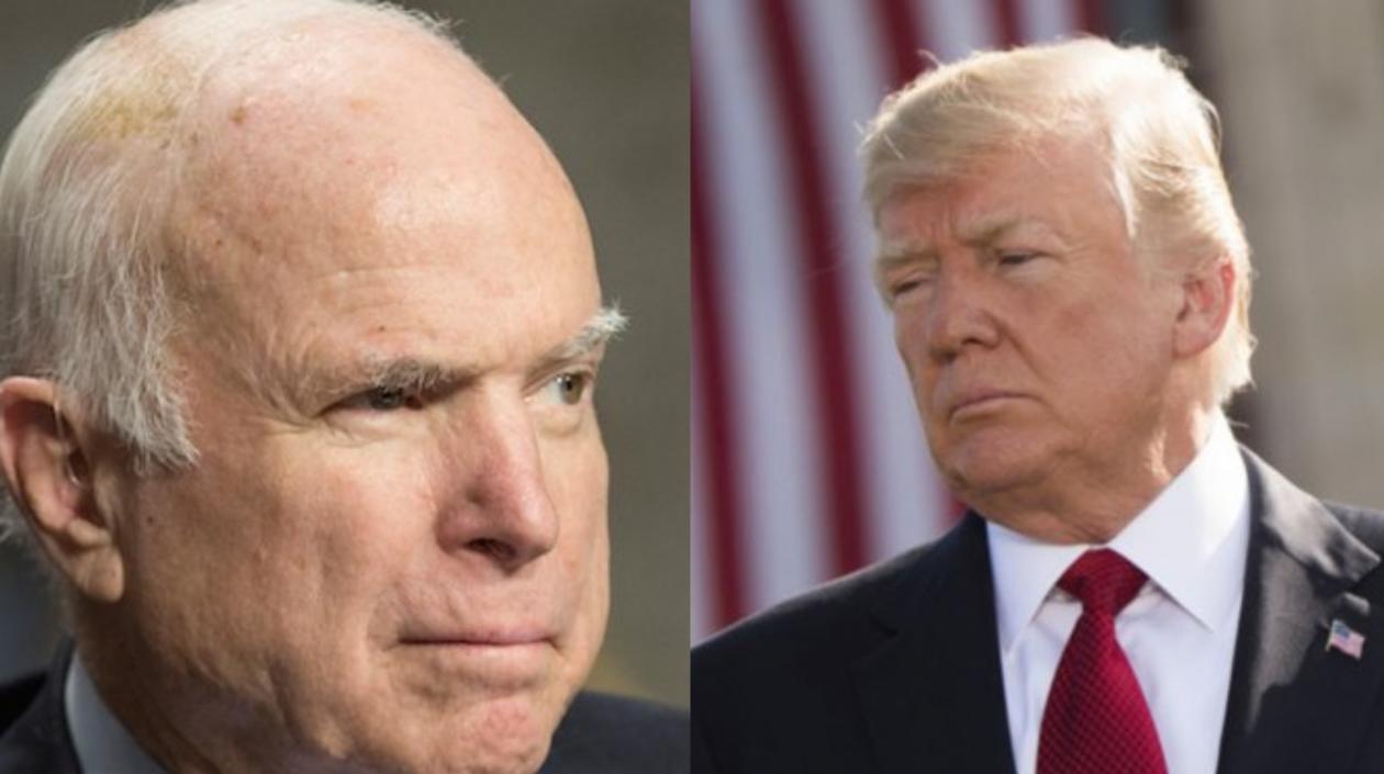 John McCain y Donald Trump. 