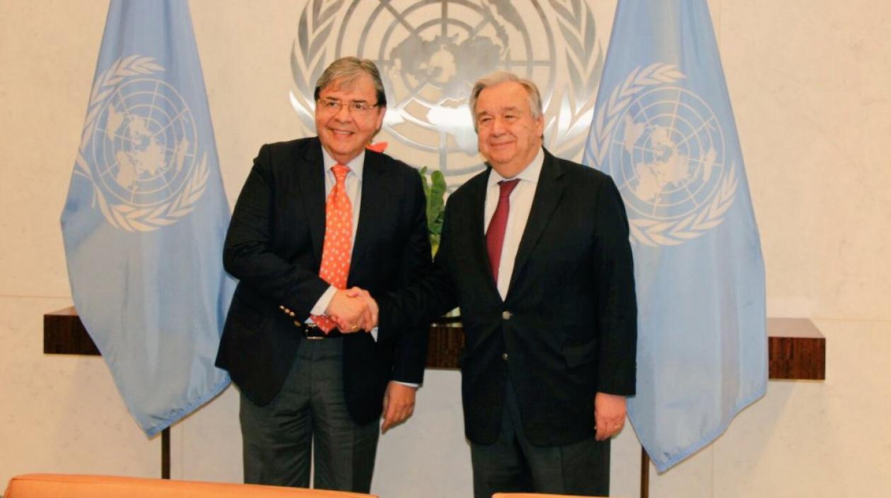 El Canciller Carlos Holmes Trujillo y el Secretario General de la ONU, António Guterres.