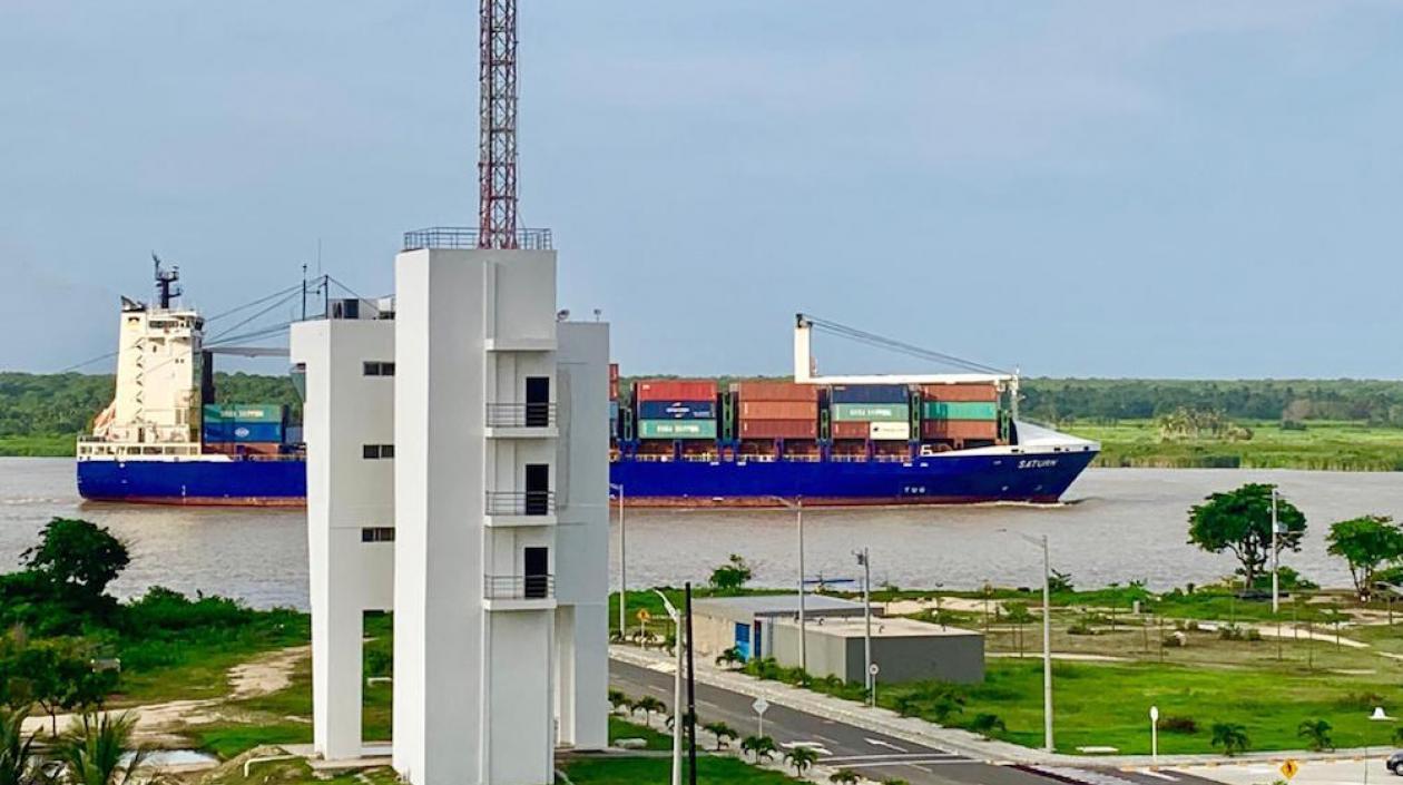 Desde hace muchos años el puerto de Barranquilla no registraba un movimiento como el actual.