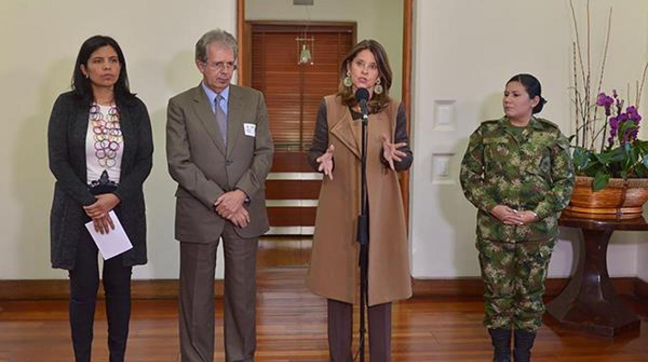 La Vicepresidenta Marta Lucía Ramírez, explicando los hechos.