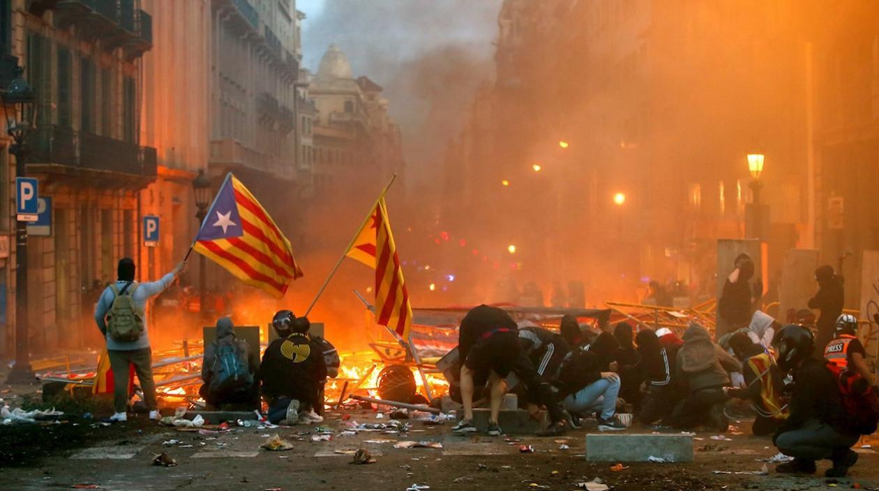 Violenta jornada de disturbios en Barcelona. 