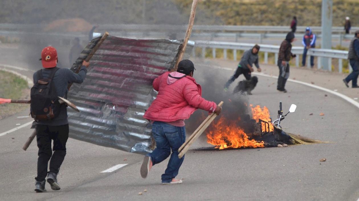 Enfrentamientos entre opositores y simpatizantes del Gobierno boliviano.