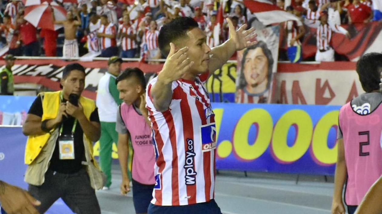 Teófilo Gutiérrez, celebrando el gol.