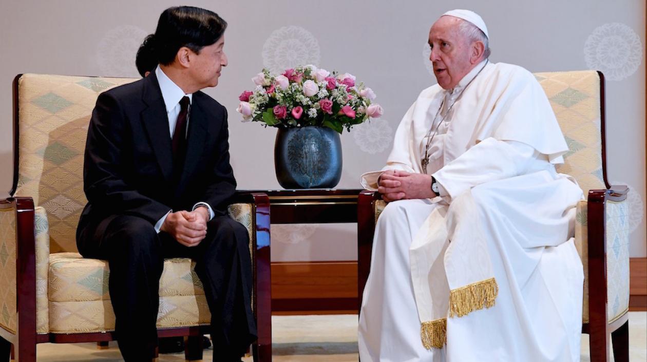 El Papa Francisco con el Emperador Naruhito.