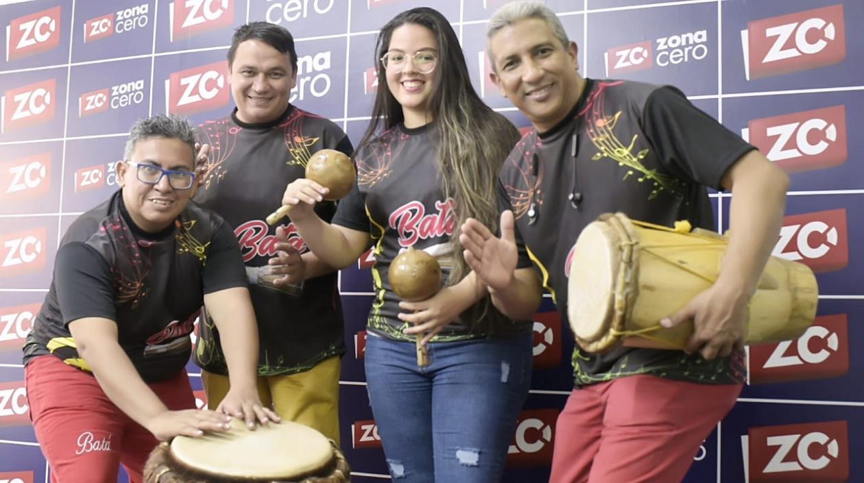 Alex Sáez, José Vélez, Linda Samudio y Juan Carlos Domínguez, integrantes de la Orquesta Batá.
