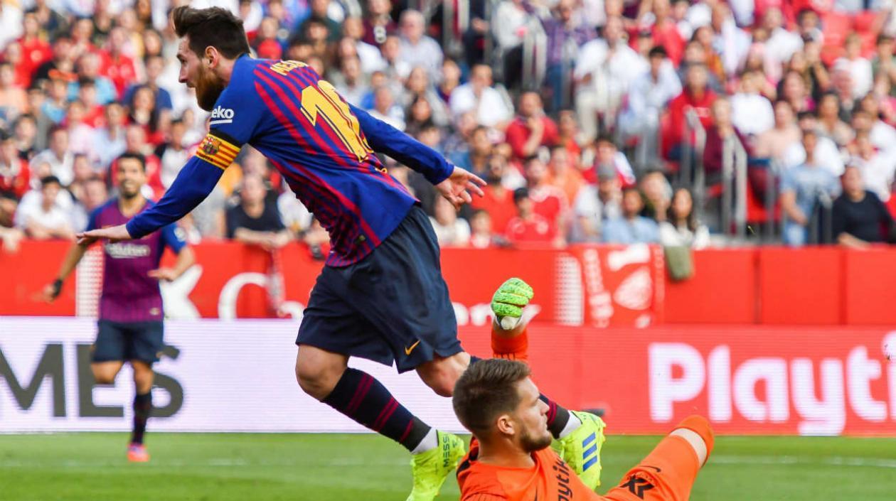 Lionel Messi en acción del partido.