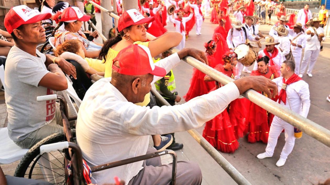 Durante tres días, entre sábado y lunes, la población en condición de discapacidad disfrutó de los principales desfiles del Carnaval de Barranquilla que recorren la Vía 40.