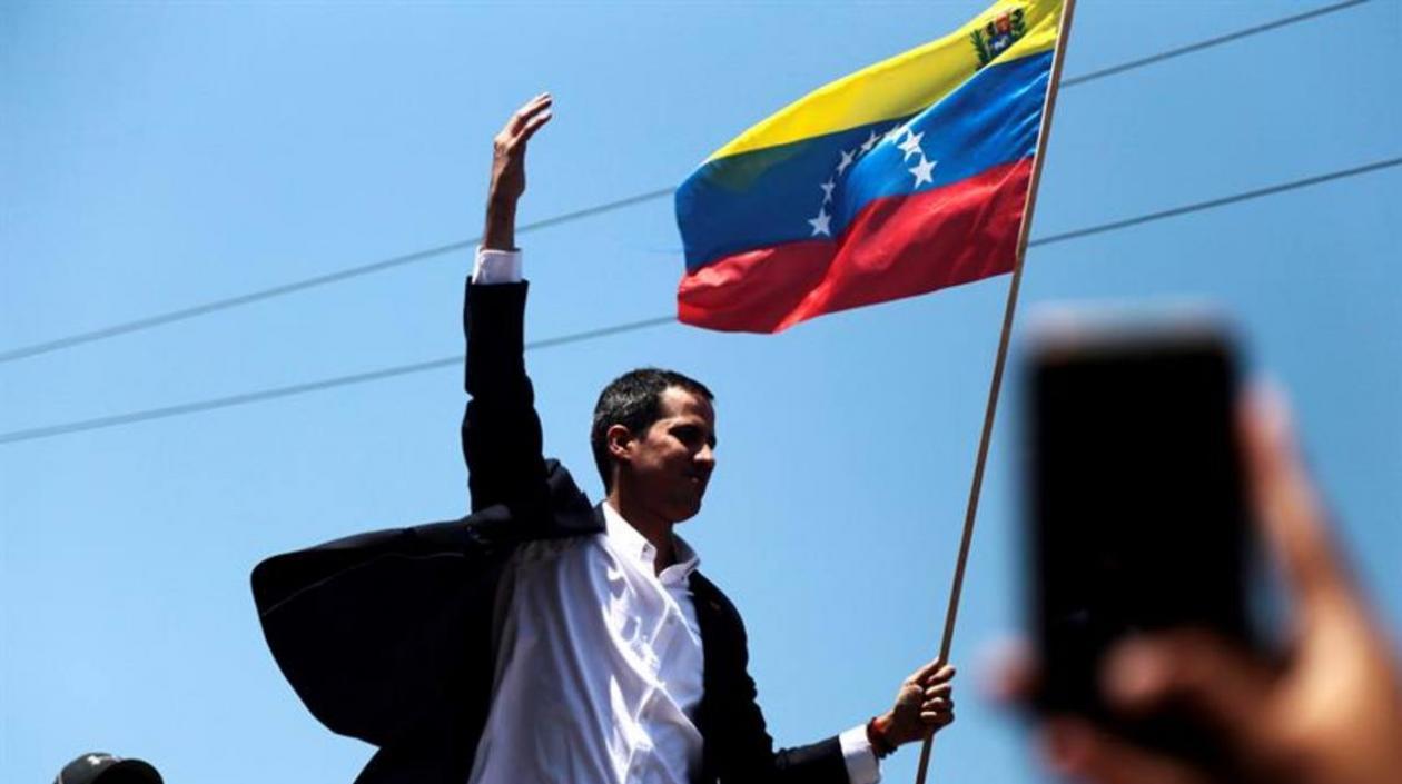 Juan Guaidó, a su regreso a Venezuela habló en la Plaza Alfredo Sadel de Las Mercedes.