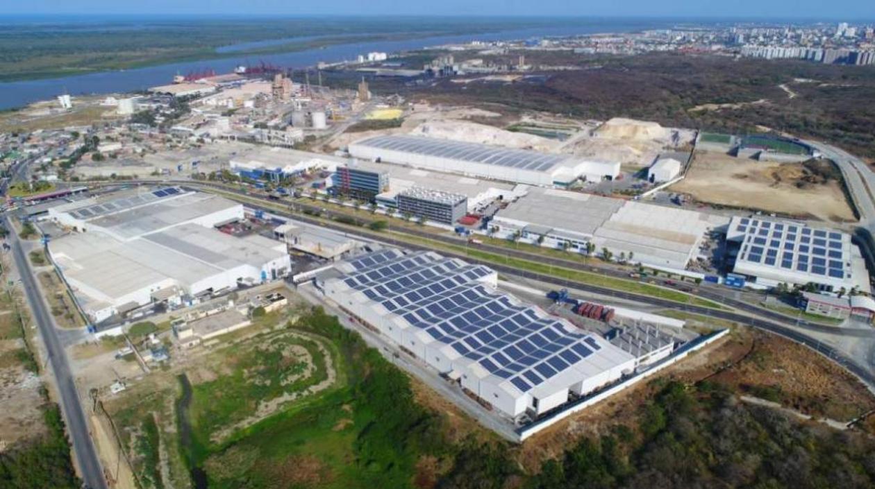 Imagen de la planta de Tecnoglass en Barranquilla.