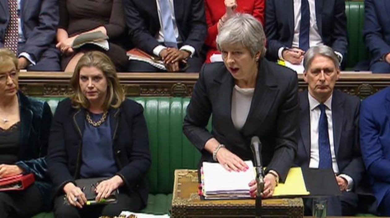 Captura de video que muestra a la primera ministra británica, Theresa May, durante una sesión de control en el Parlamento este miércoles. 