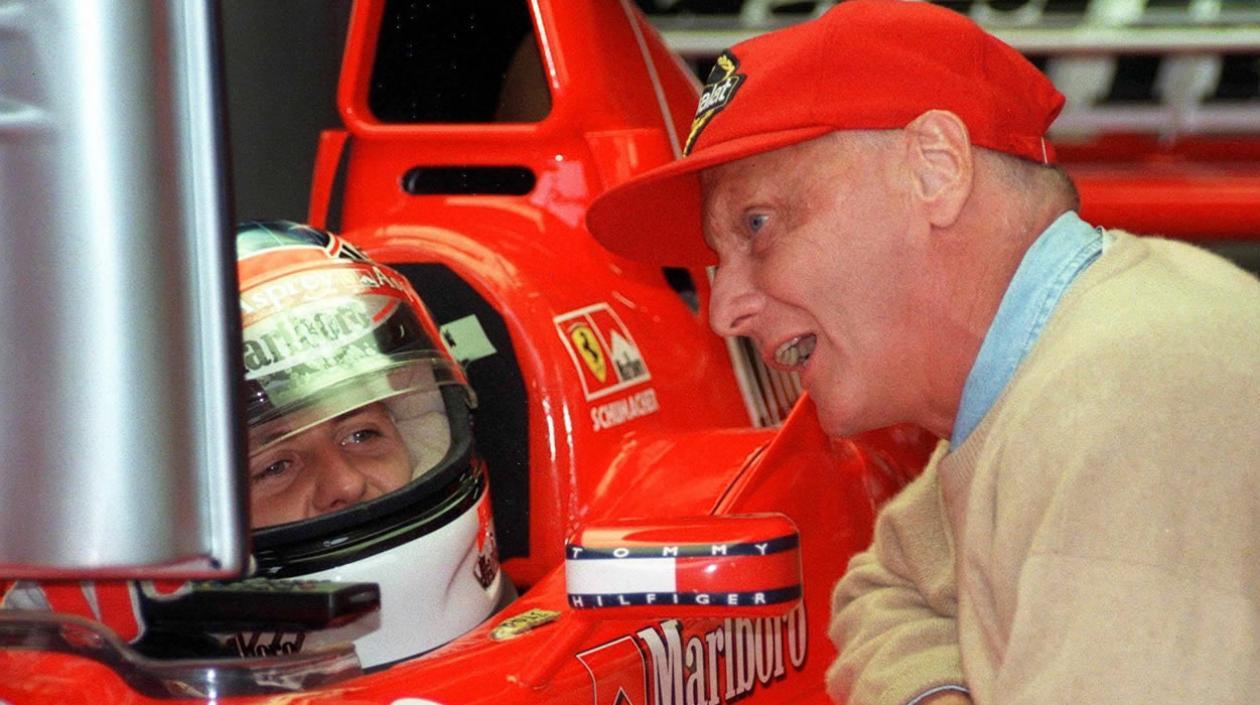 Fotografía de archivo del ex piloto de Fórmula Uno austriaco Niki Lauda 