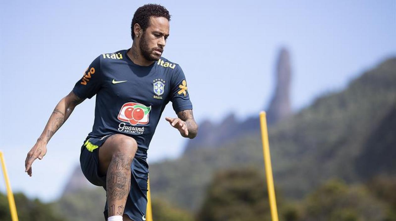 Neymar durante el entrenamiento.