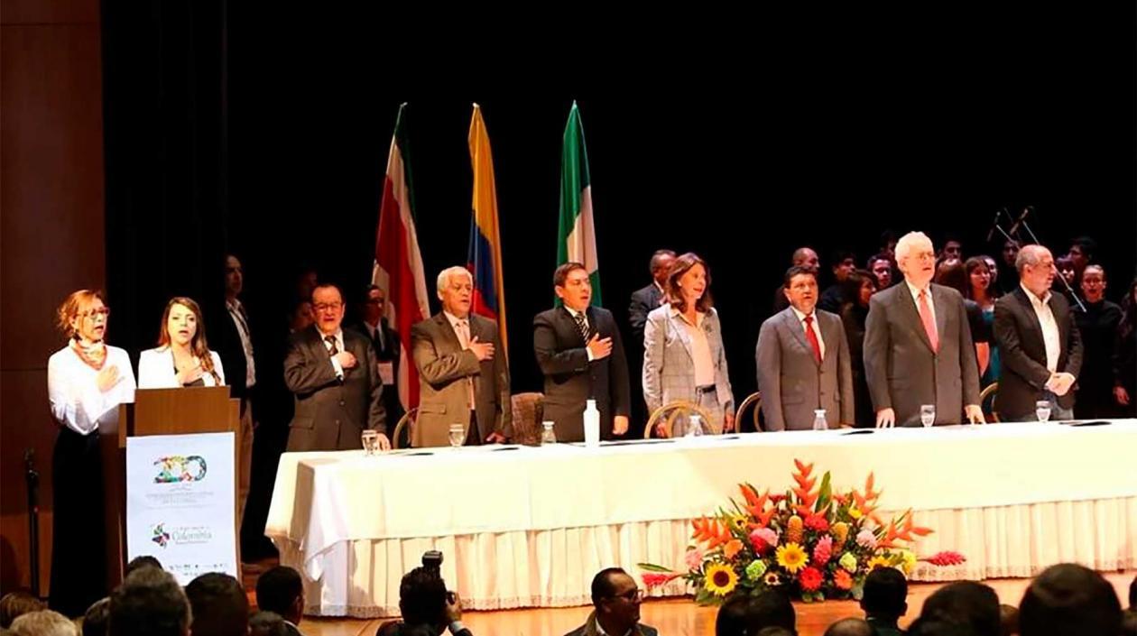 Vicepresidenta Ramírez durante la apertura del Congreso Internacional  Bicentenario de la Independencia de Colombia, que se llevó a cabo en Tunja.