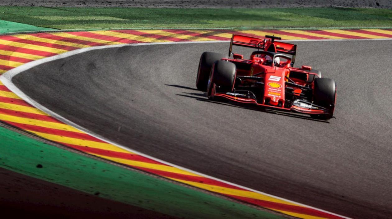Sebastian Vettel, abordo de su monoplaza. 