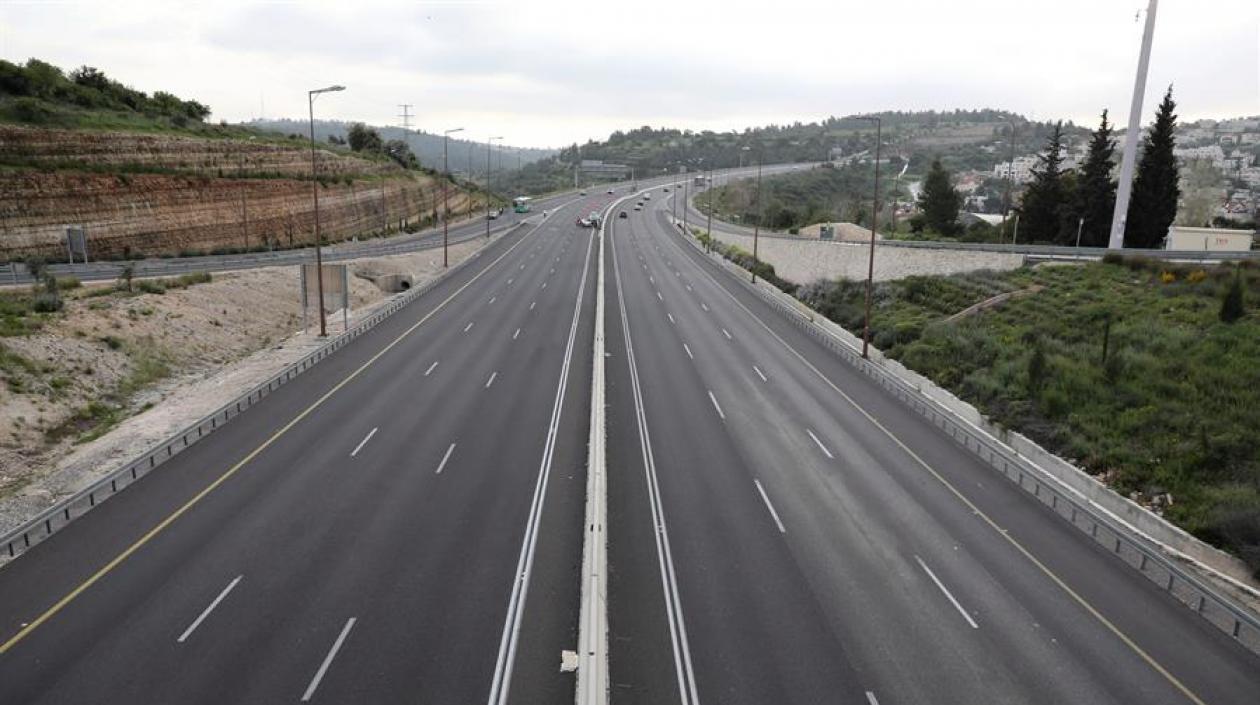 Una vía desolada en Israel.