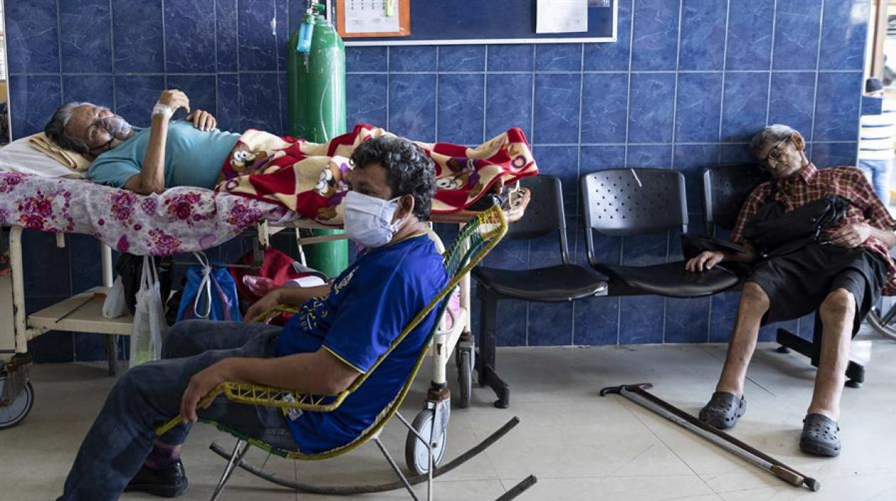 Pacientes en el Hospital Regional de Iquitos, una de las ciudades de la Amazonía peruana.