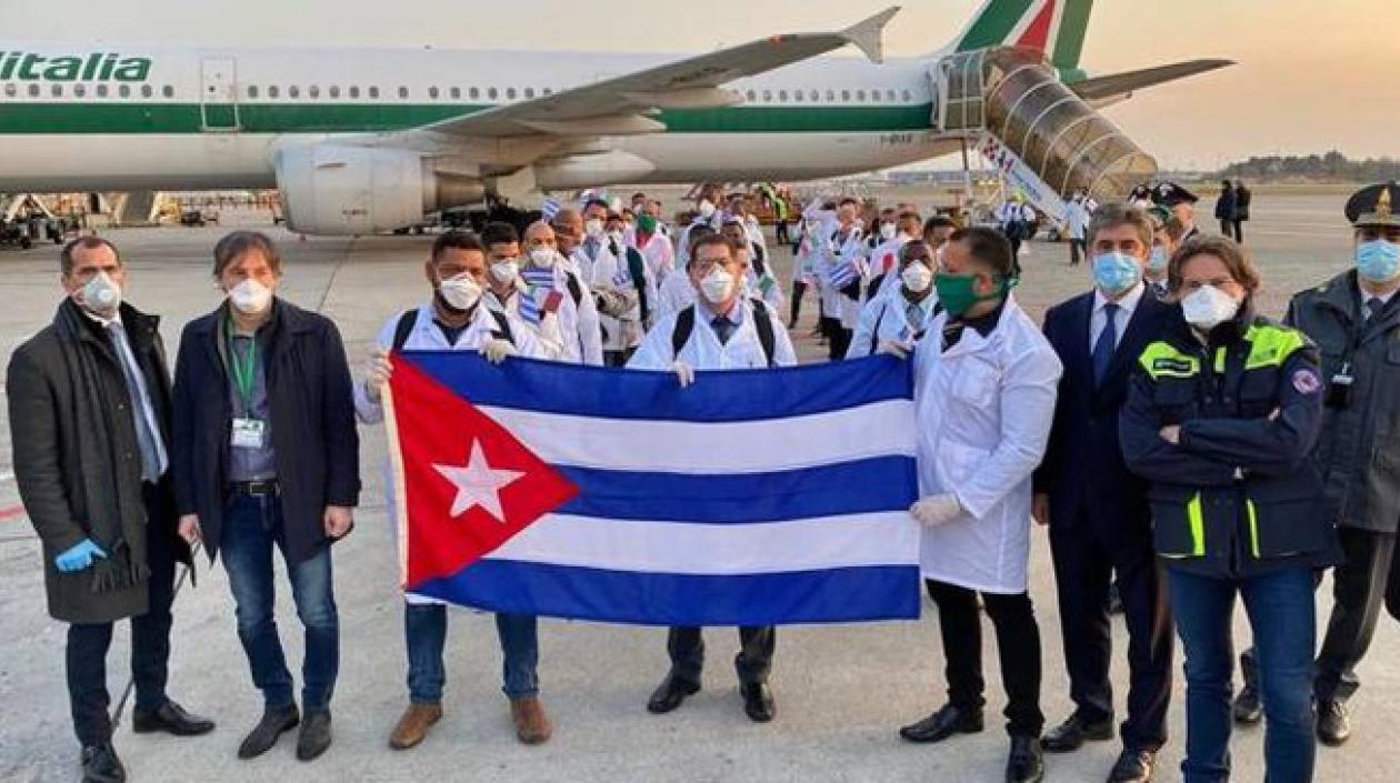 Los médicos cubanos en Italia.