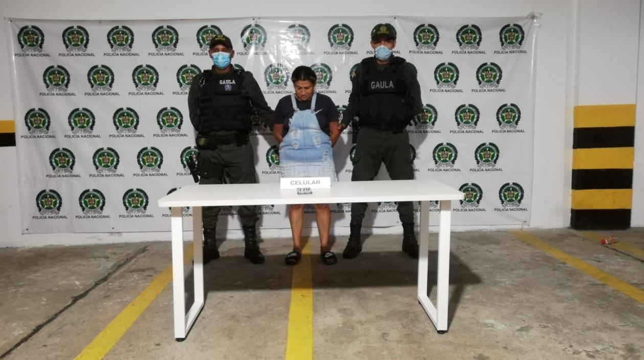 La mujer fue capturada por el Gaula de la Policía. 
