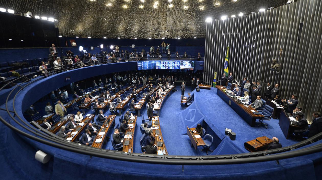 Senado de Brasil. 
