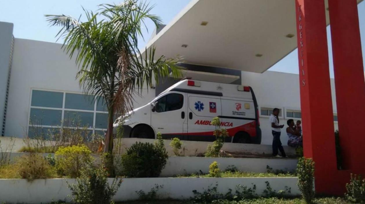El hombre herido fue llevado al Hospital de Sabanalarga. 