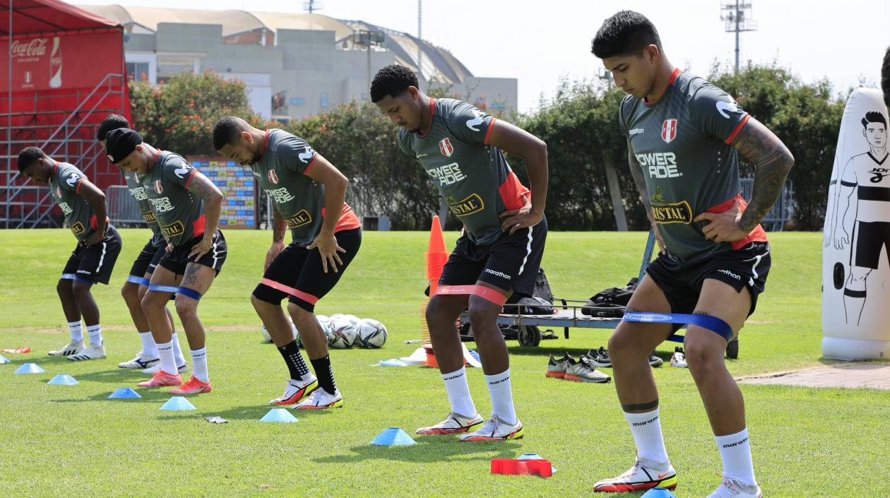 Jugadores de la selección Perú durante un entrenamiento. 