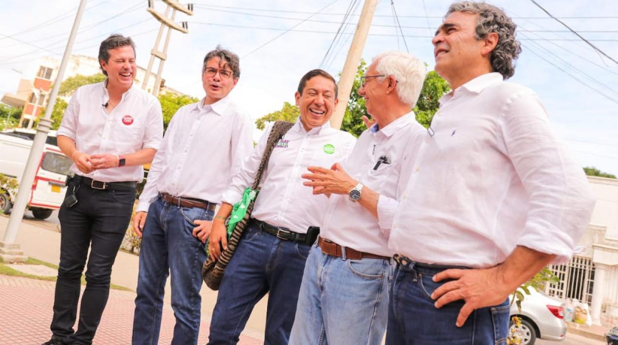 Juan Manuel Galán, Alejandro Gaviria, Carlos Amaya, Jorge Robledo y Sergio Fajardo, la Coalición Centro Esperanza.