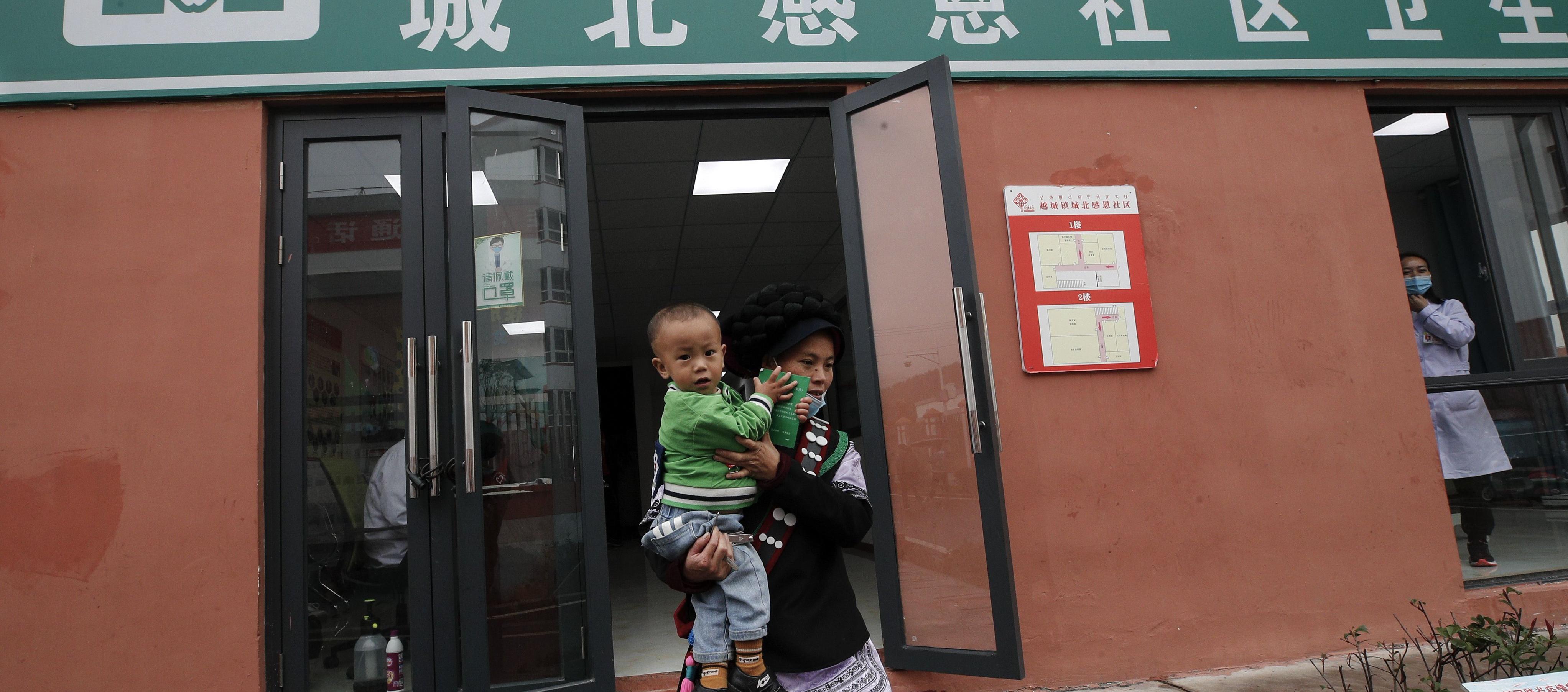 Los nacimientos en China tuvieron un descenso de casi un 10 % en 2022 frente al 2021.