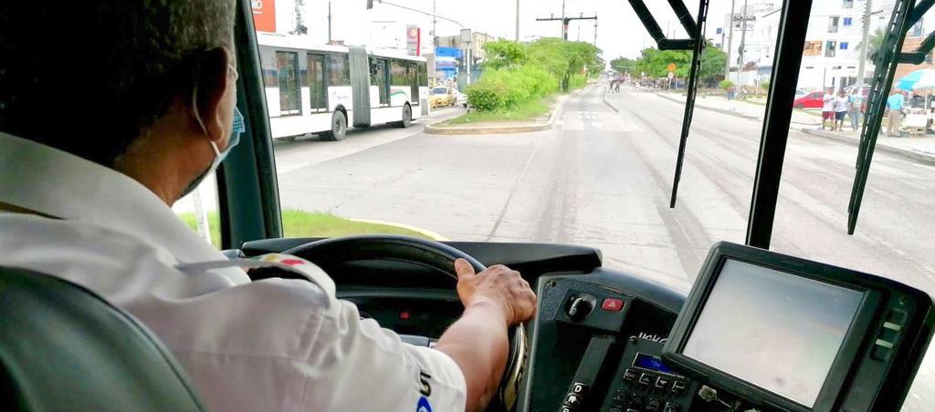 Los usuarios de Transmetro están pidiendo que los buses sean sometidos a reparación y mantenimiento