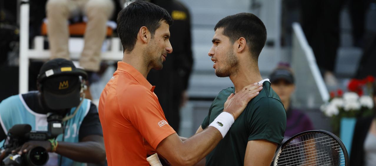 Novak Djokovic y Carlos Alcaraz.
