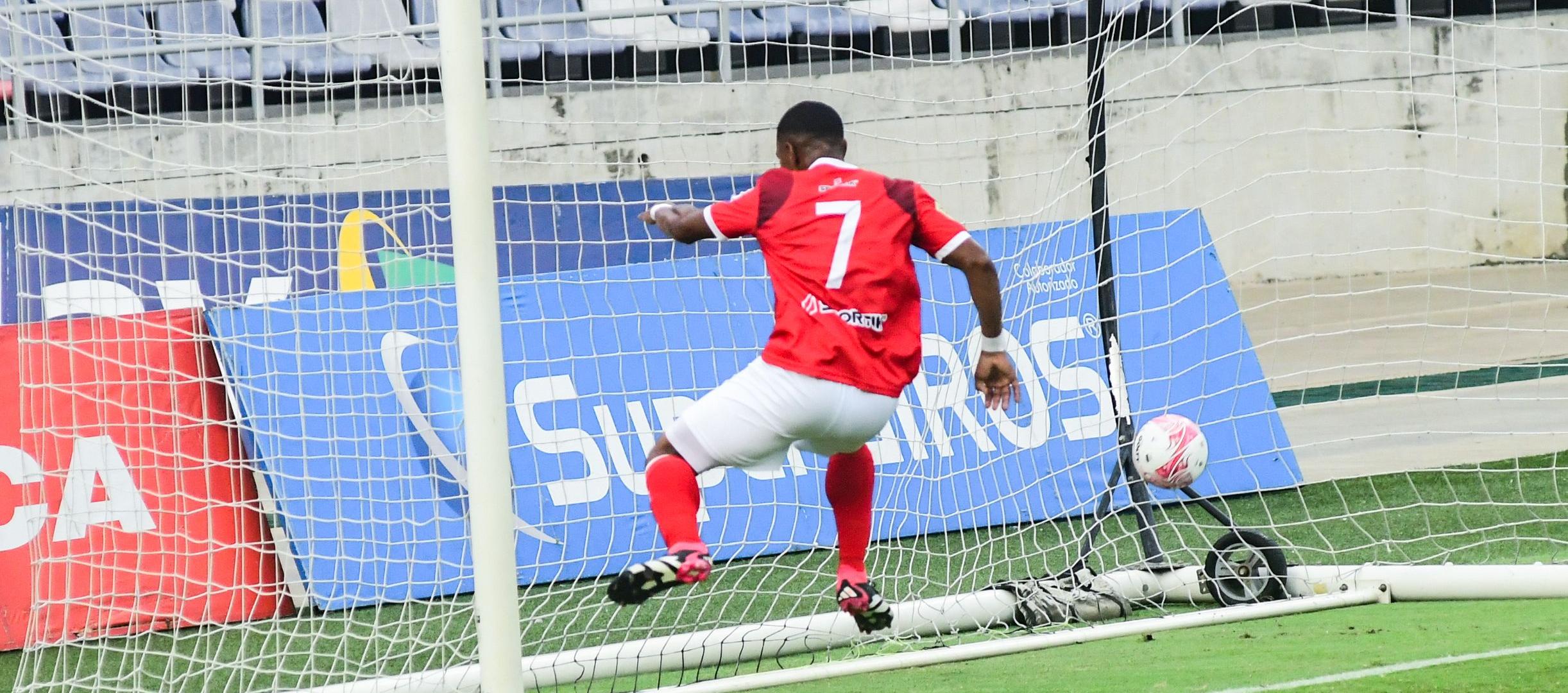 El único gol del partido marcado por Juan David Martínez. 