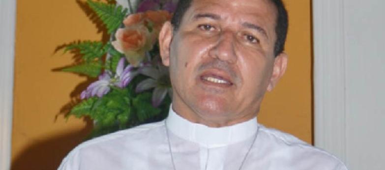 El sacerdote Hernando Fagid Álvarez Yacub, el 'padre Fajid