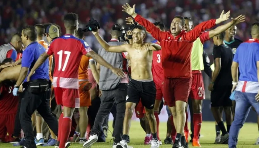 Jugadores de Panamá celebrando la clasificación al Mundial.