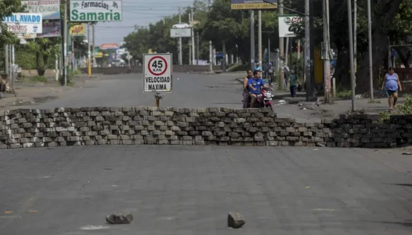  Barricada en Managua (Nicaragua) durante el paro nacional.