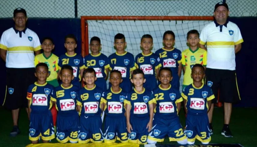 Escuela de fútbol Iván René Valenciano. 