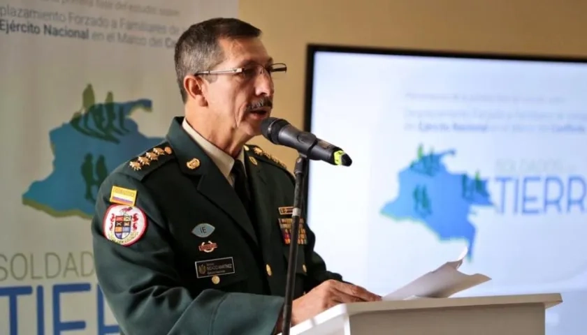 General Nicacio Martínez, comandante del Ejército.