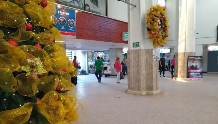 Terminal Metropolitana de Transportes a las 12:10 minutos de la tarde del 24 de diciembre.